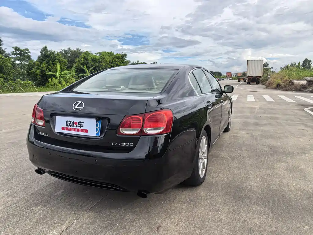 Lexus GS 300