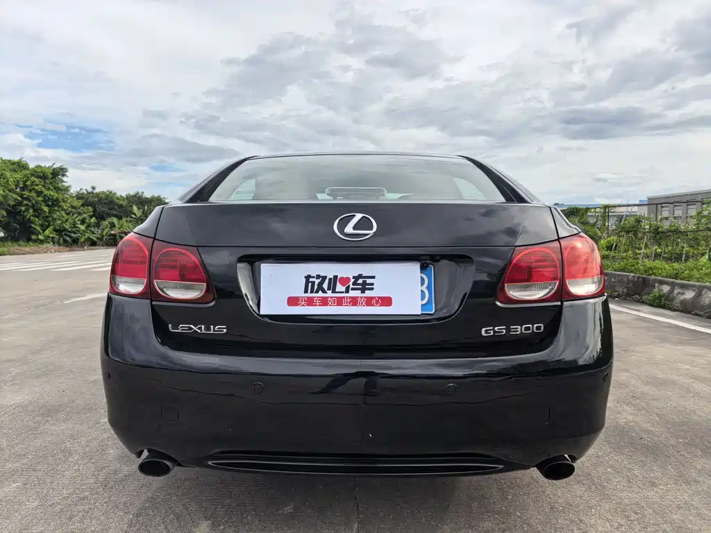 Lexus GS 300