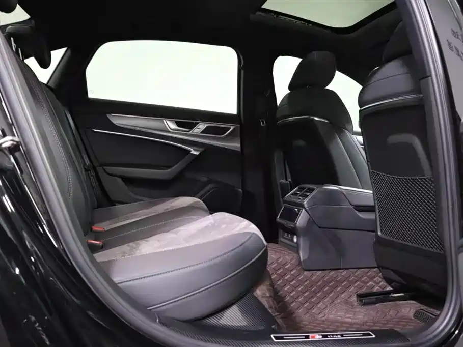 Audi A6 L 40 TFSI Luxury Dynamic