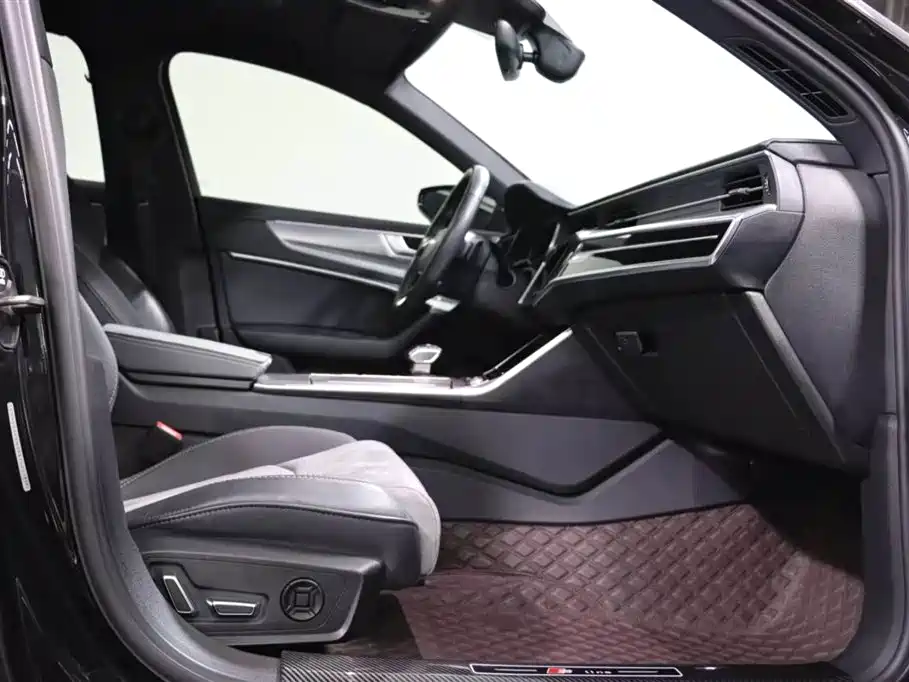 Audi A6 L 40 TFSI Luxury Dynamic