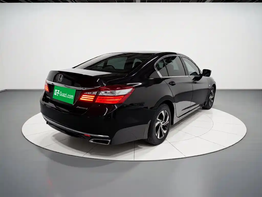 Accord 2.0 L Comfort