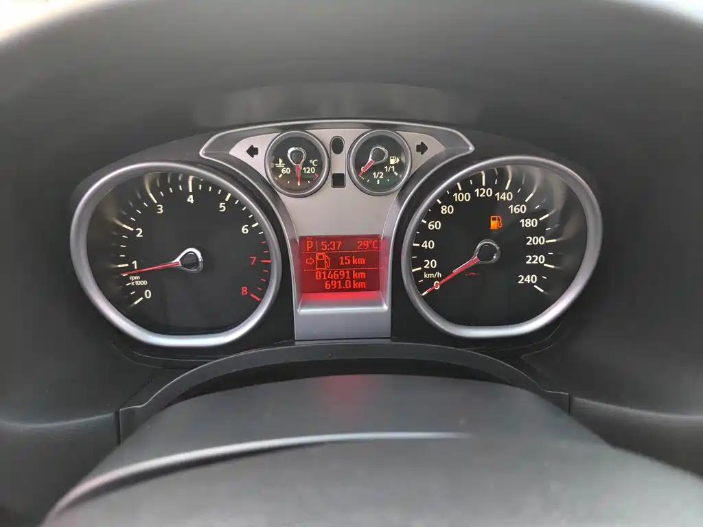 Focus Hatchback Classic 1.8 L Auto Basic