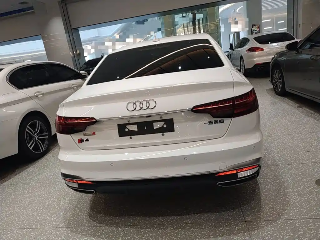 Audi A4 L 40 TFSI Fashion Dynamic