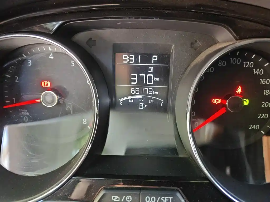 Bora 1.6 L Auto Comfort