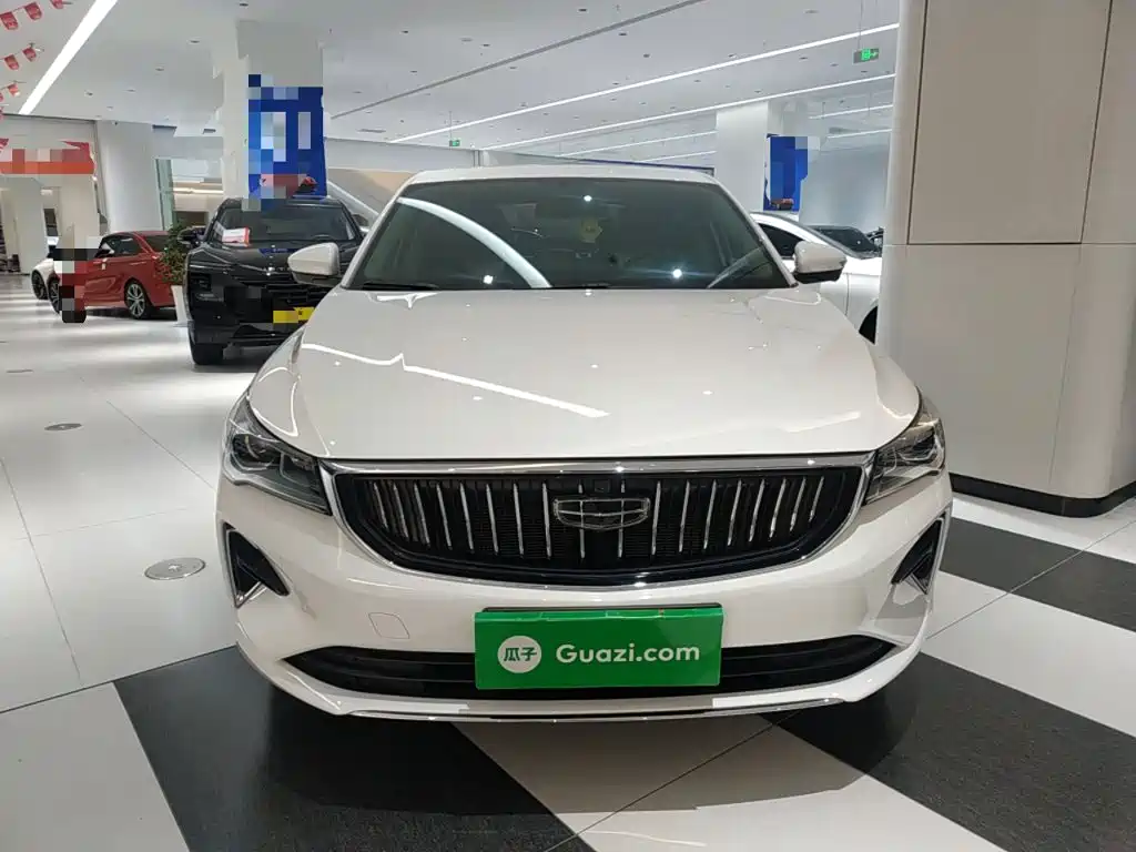 Emgrand 4 th Gen 1.5 L CVT Flagship