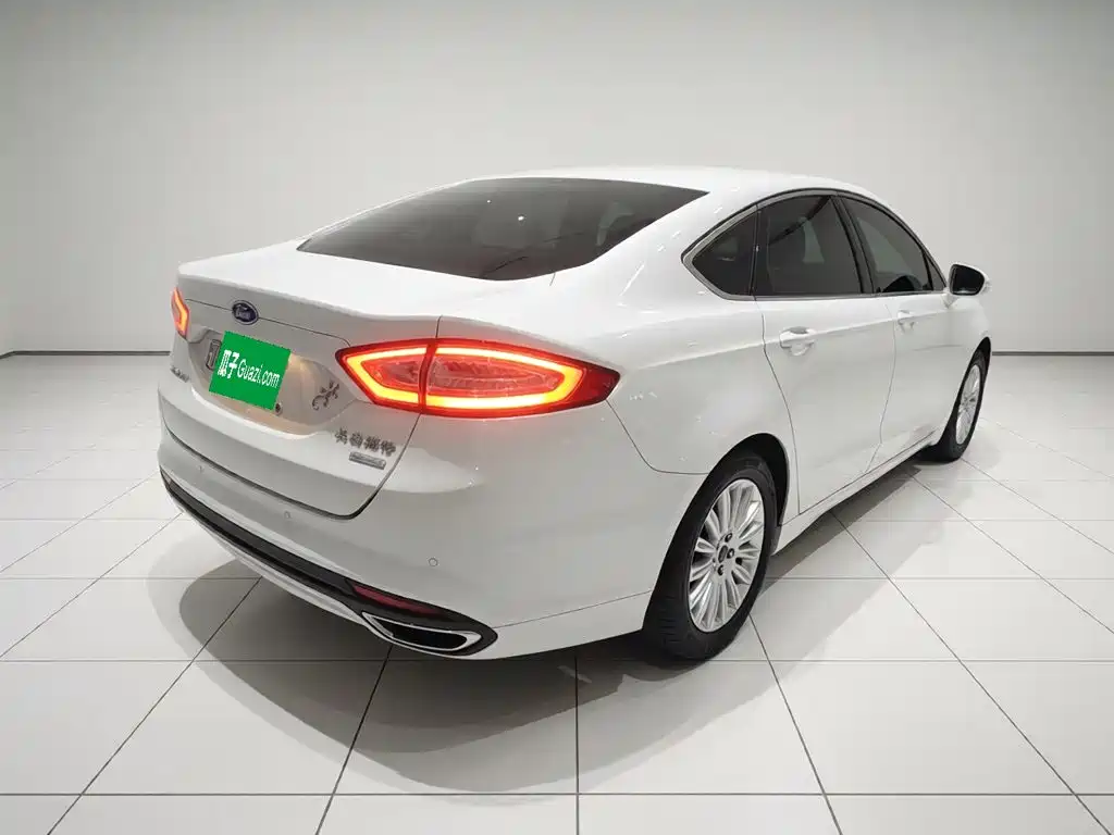 Mondeo 2.0 L GTDi200 Luxury
