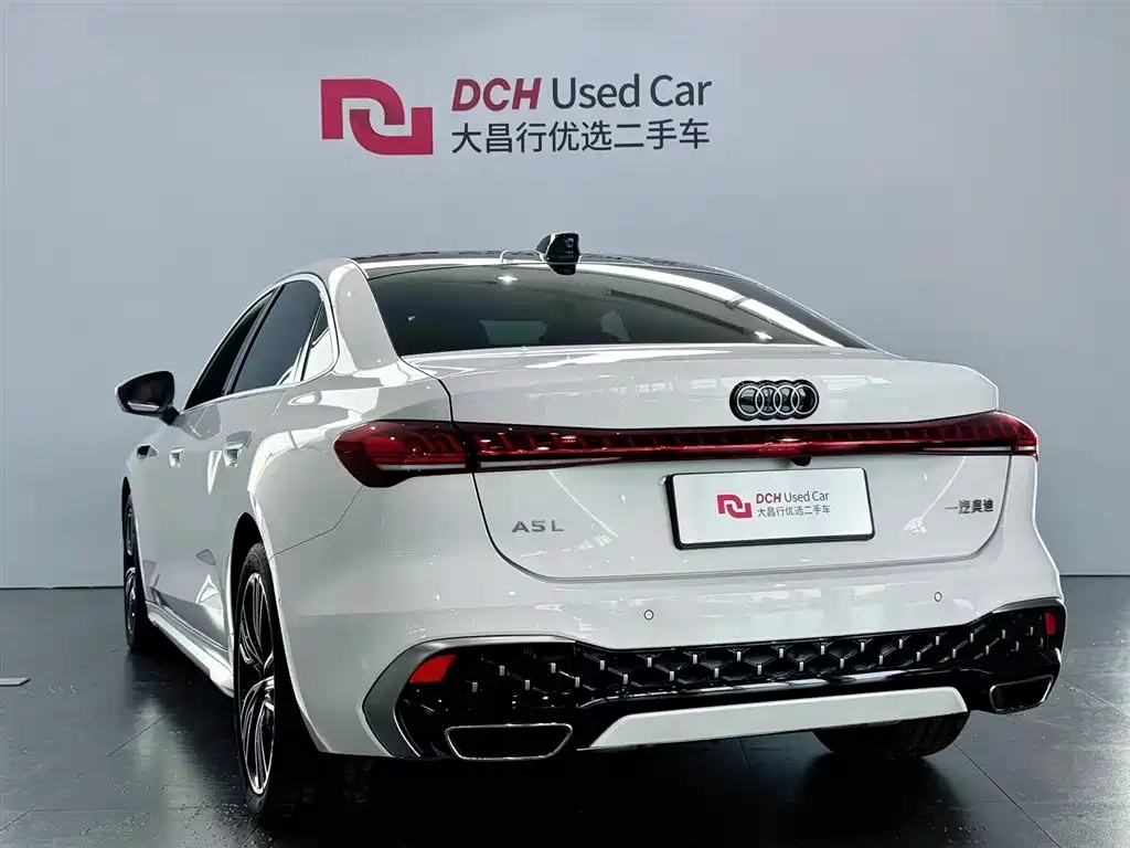 Audi A5 L 奥迪A5 L 2026款 2.0 T 乾崑智驾版
