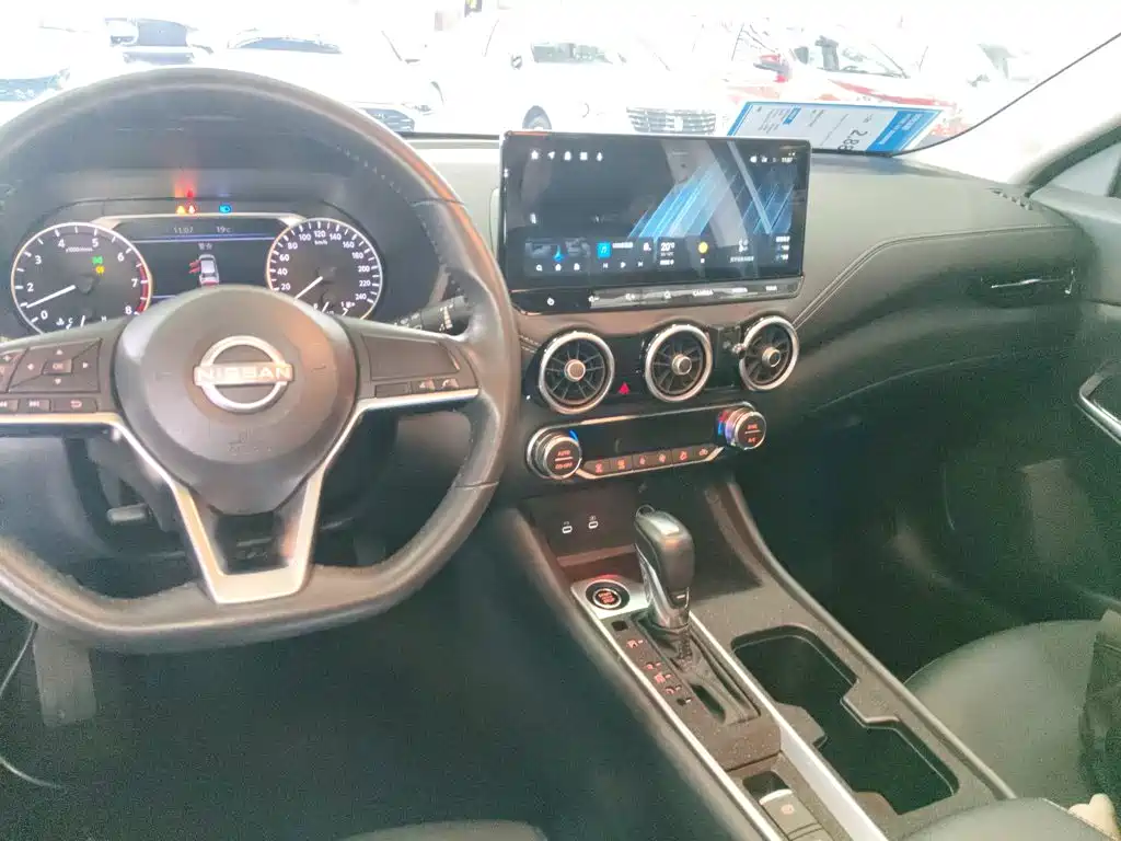 Sylphy 1.6 L CVT Joy