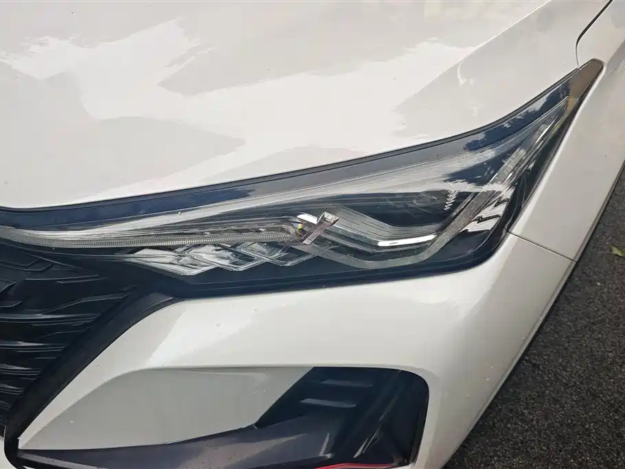 Changan CS75 PLUS 1.5 T Auto Distinguished