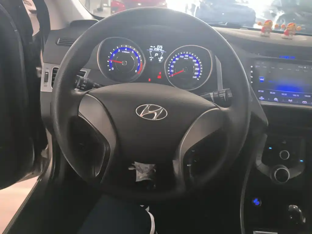 Elantra Langdong 1.6 L Auto Intelligent