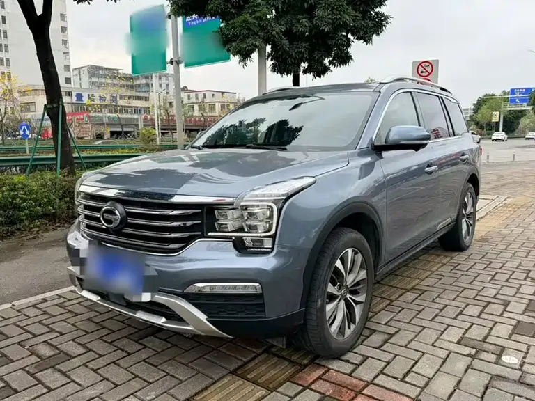 GAC Trumpchi GS8 320 T 2 WD Luxury Connected (7-seat)
