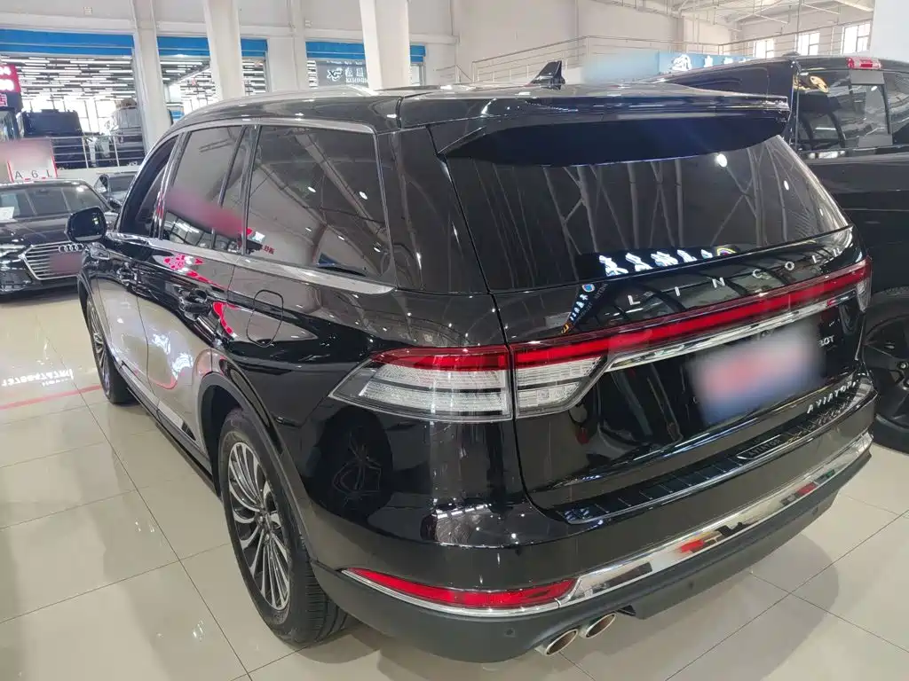 Aviator 3.0 T V6 4 WD Premium