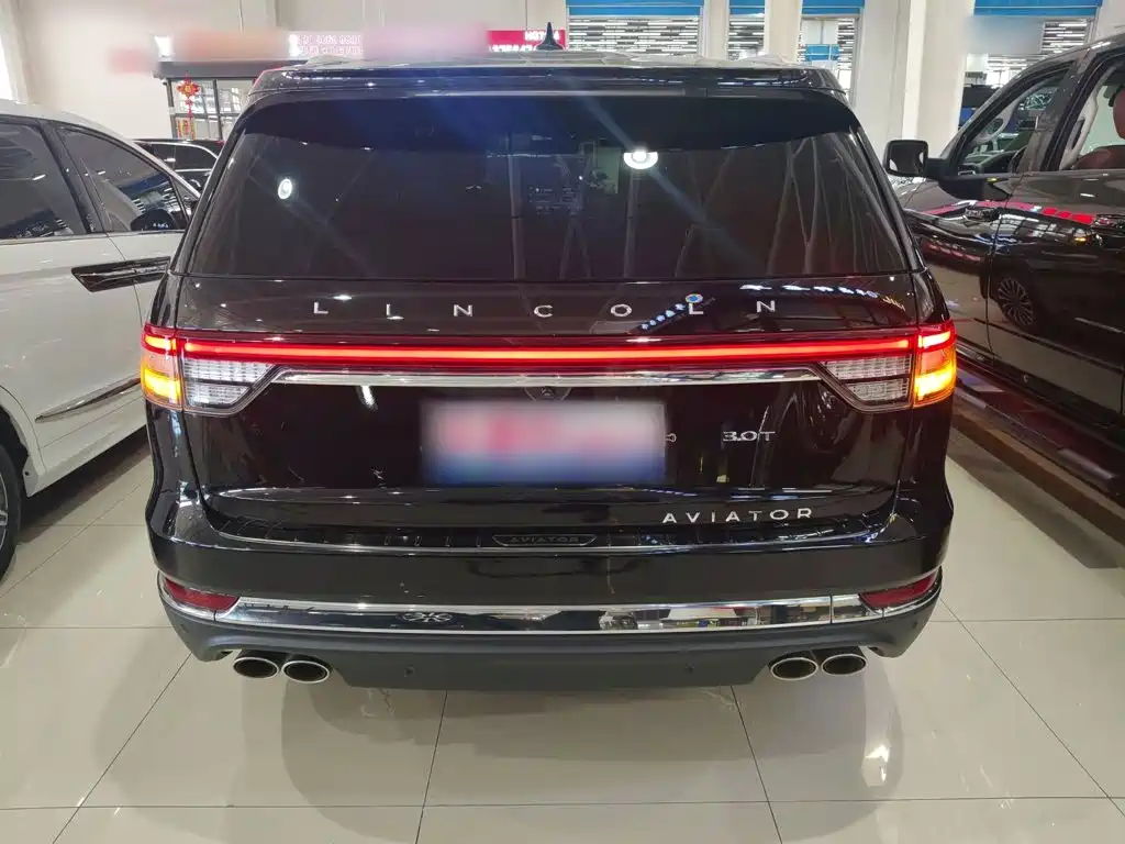 Aviator 3.0 T V6 4 WD Premium