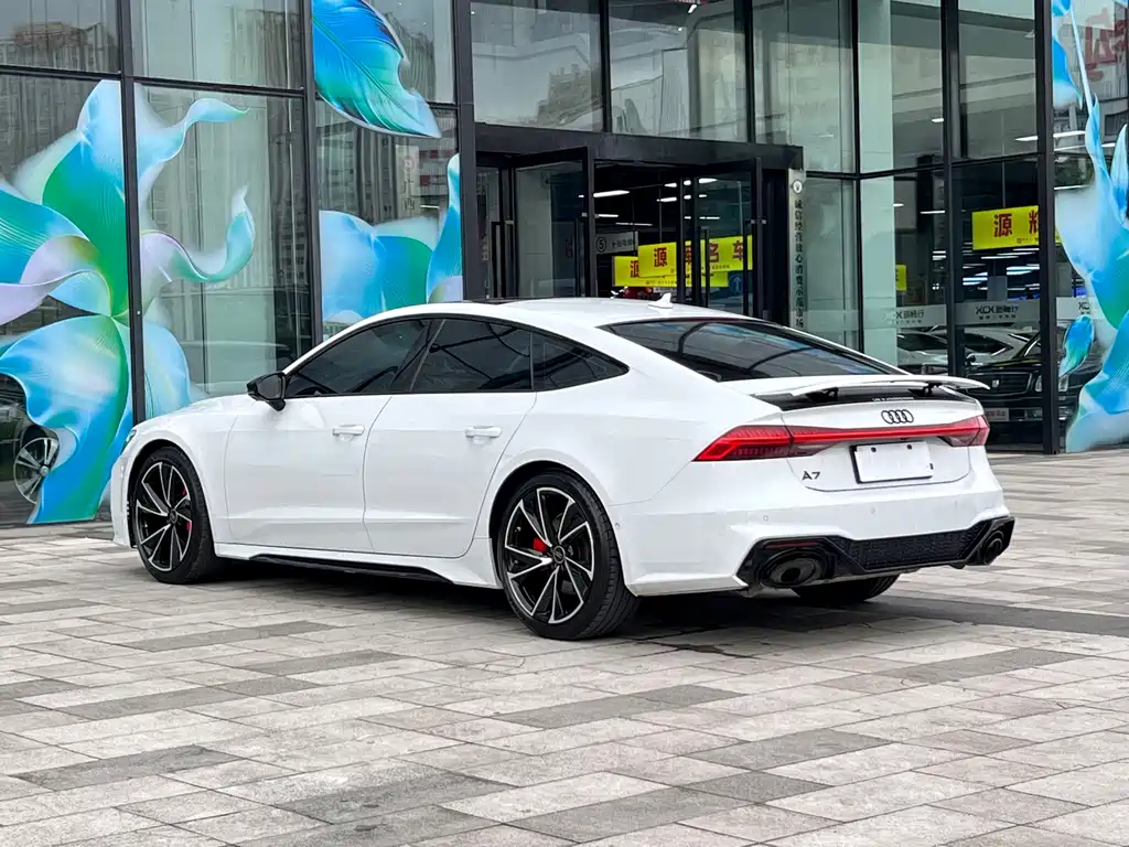 Audi A7 45 TFSI Select