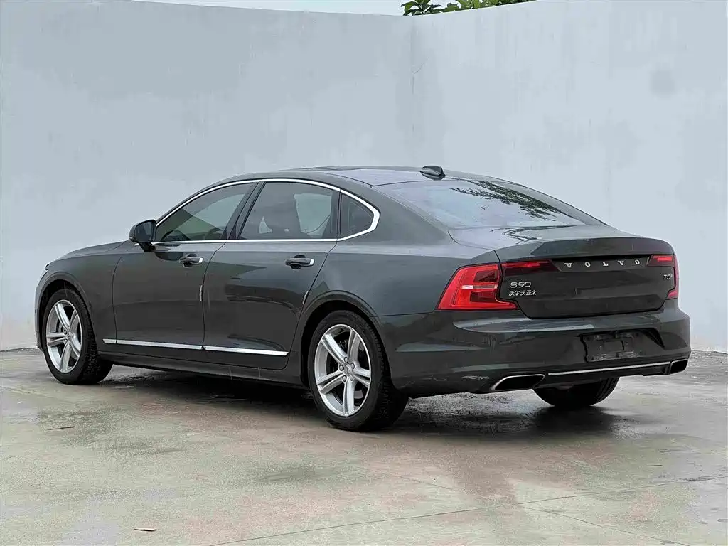 Volvo S90 T5 Smart Vision