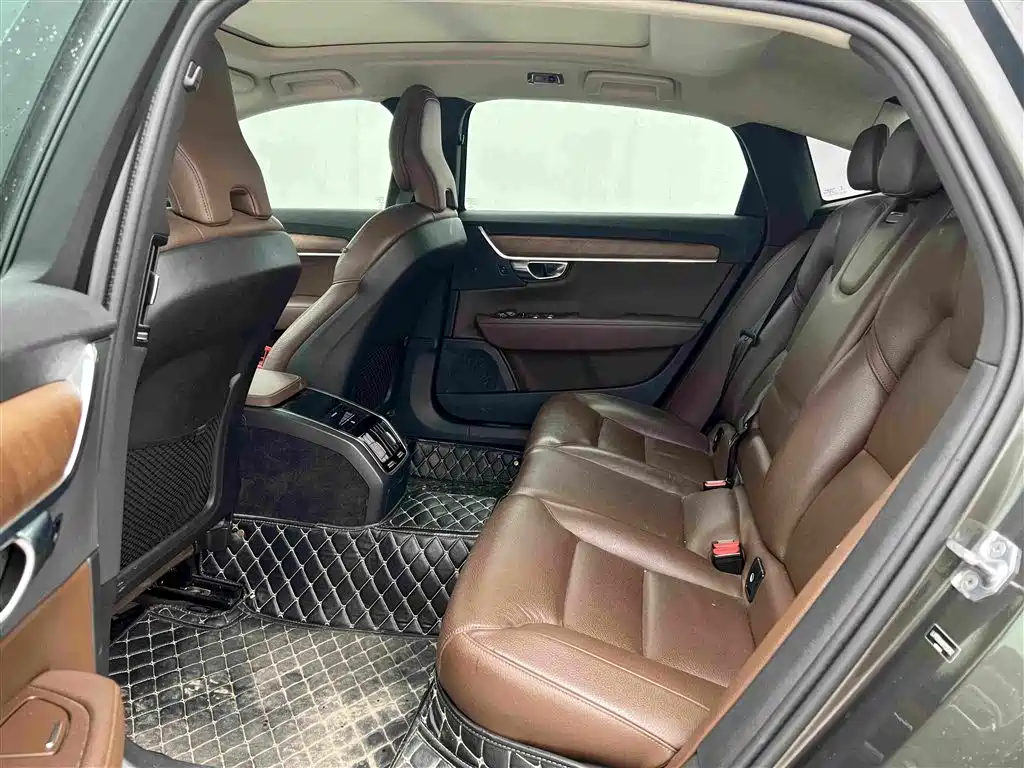 Volvo S90 T5 Smart Vision