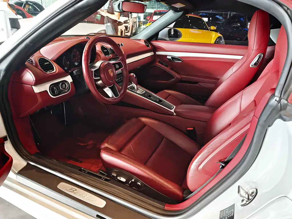 Porsche 718 Boxster 2.0 T