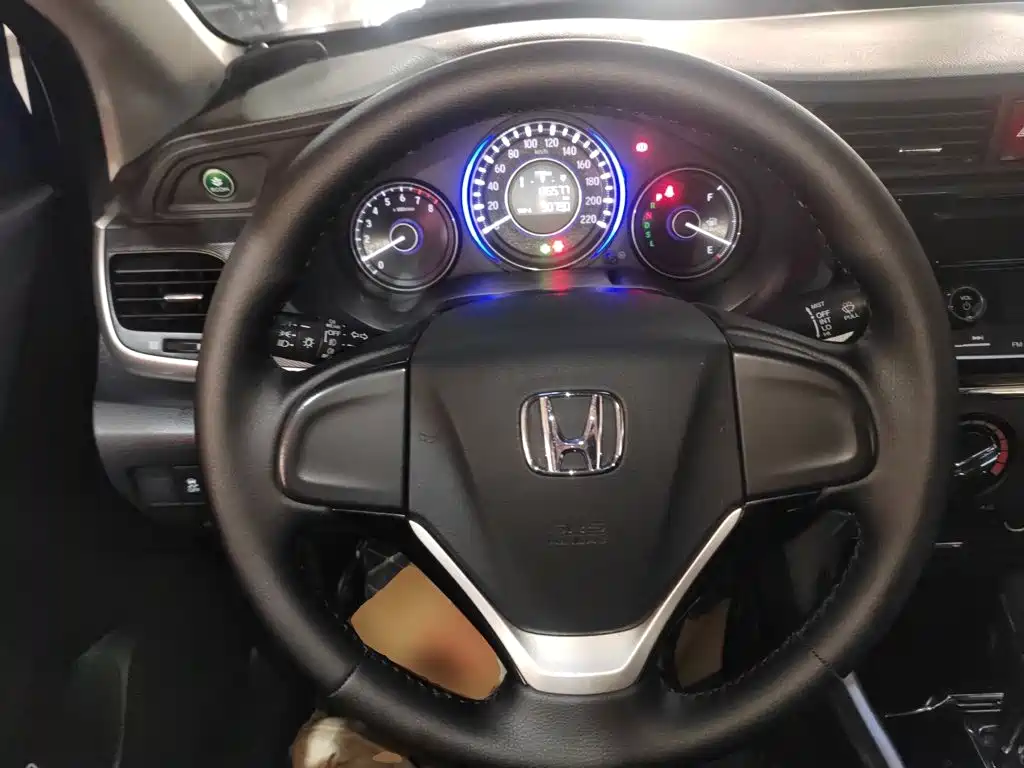 Crider 1.8 L CVT Comfort