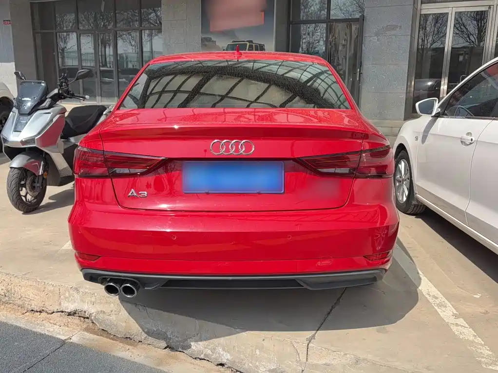 Audi A3 30 Anniversary Limousine 35 TFSI Progressive