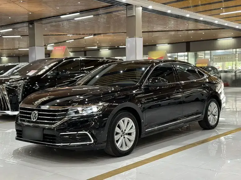 Volkswagen Passat 280 TSI Elite