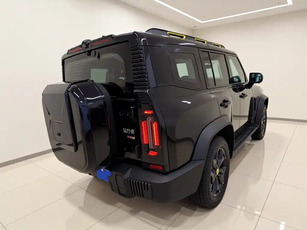Jetour Traveller 2.0 T 4 WD Cross PRO