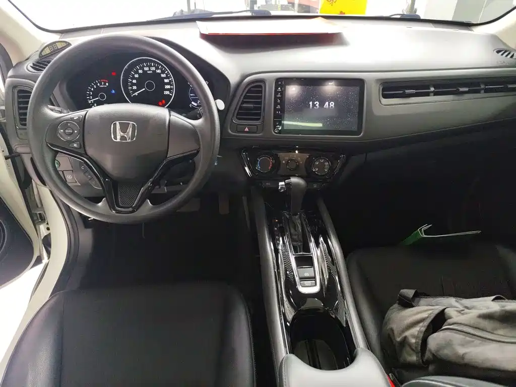 Vezel 1.5 L CVT Pioneer