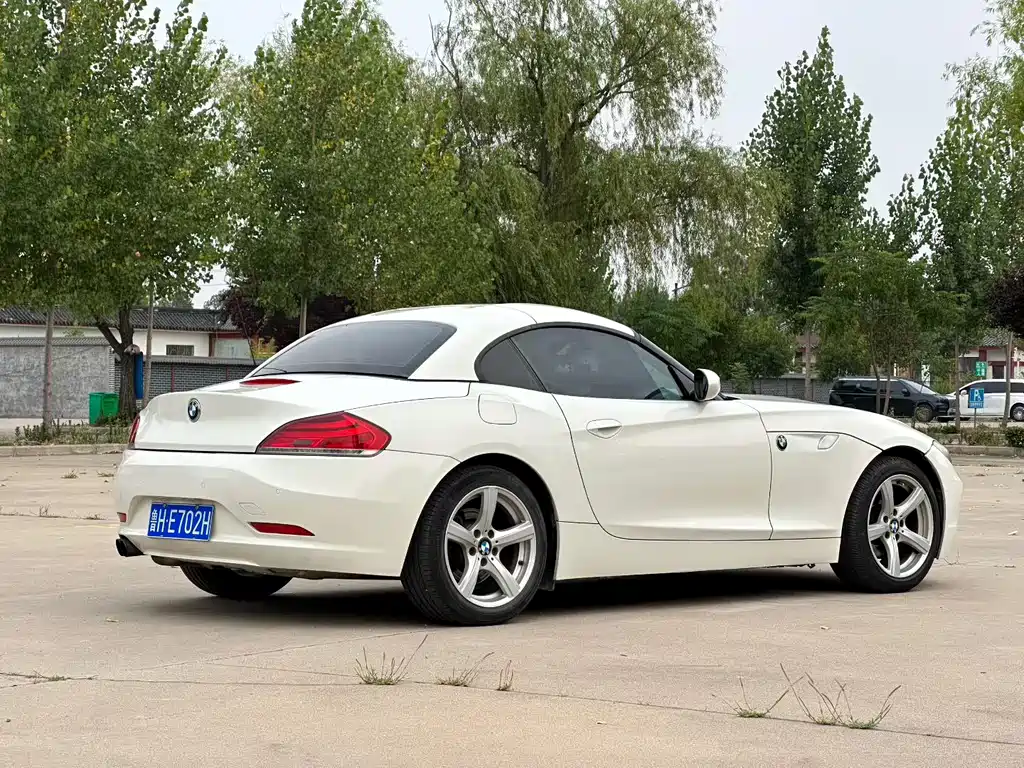 BMW Z4 sDrive23 i Leading