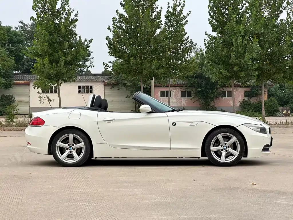 BMW Z4 sDrive23 i Leading