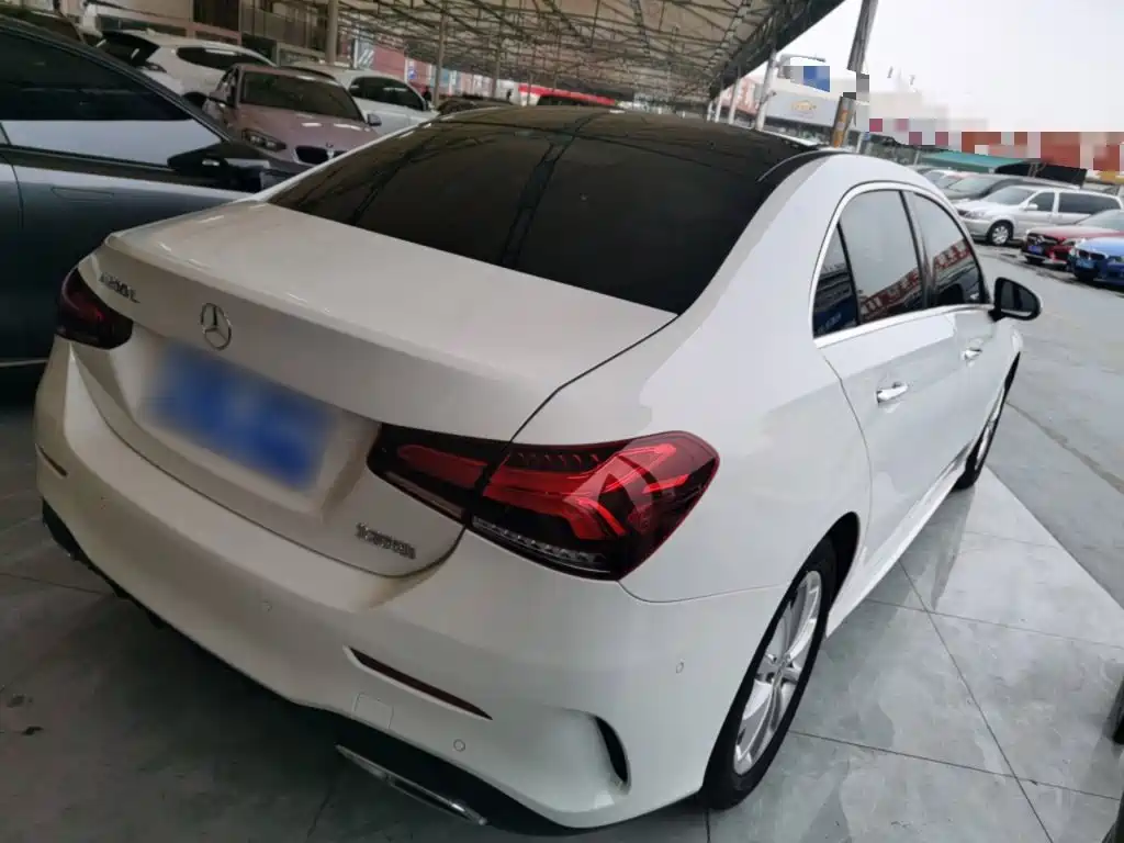 Mercedes-Benz A-Class Facelift A 200 L Sport Sedan Fashion
