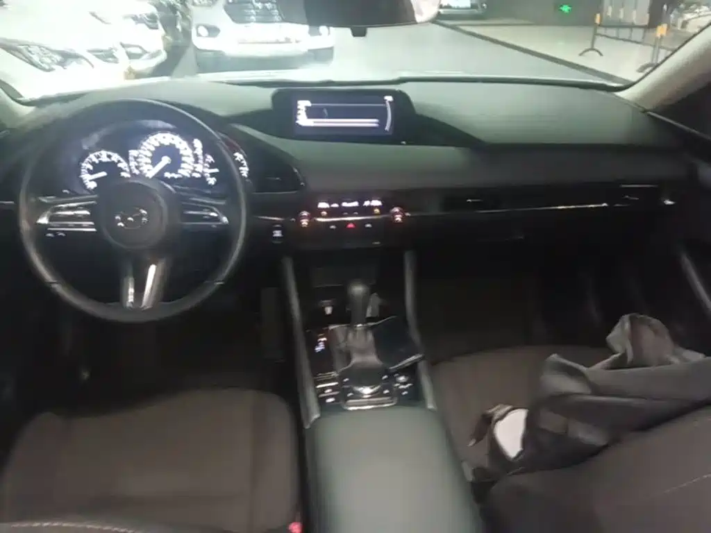 Mazda 3 Axela 2.0 L Auto Quality Dazzle