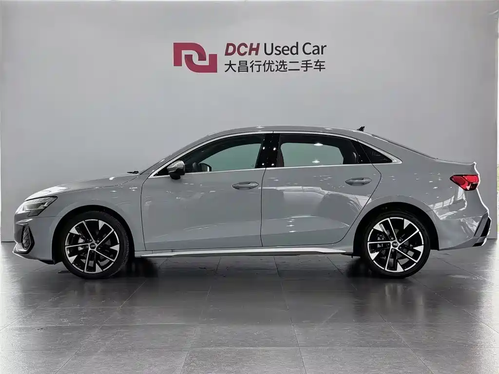 Audi A3 A3 L Limousine 35 TFSI Flying Spur Premium