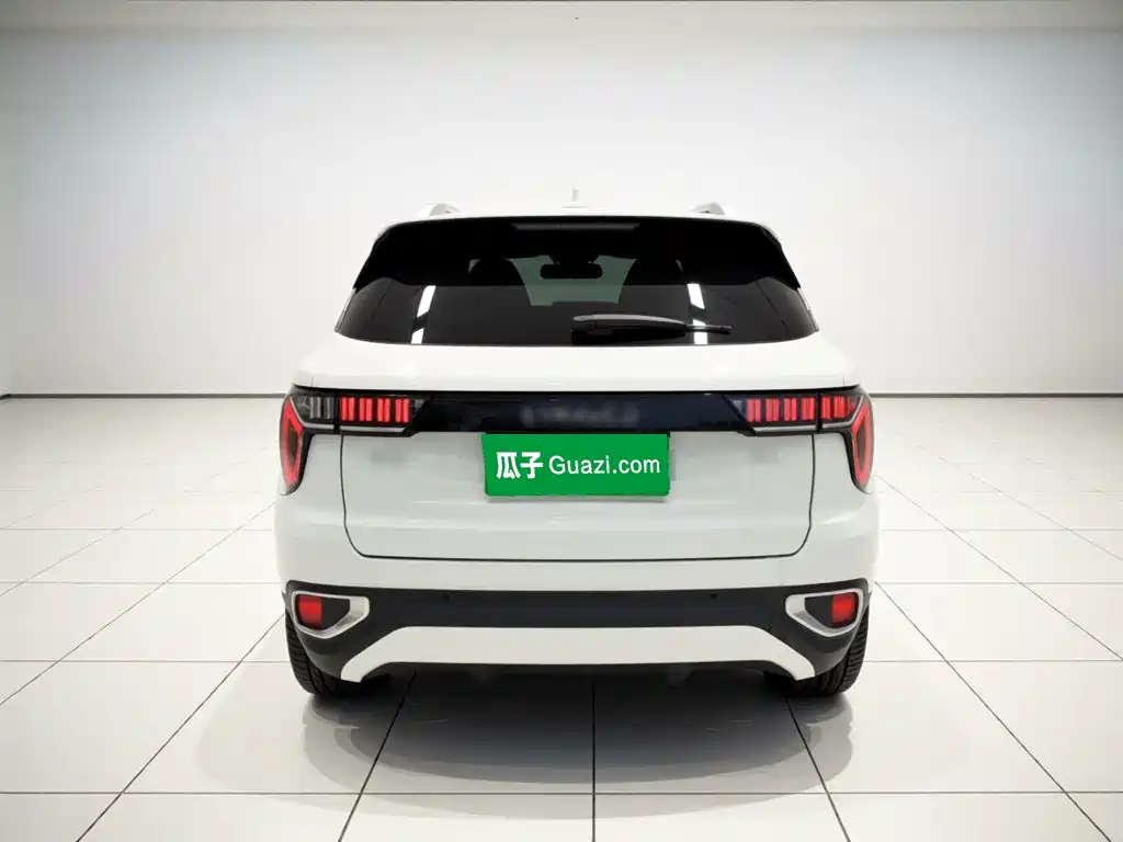 Lynk & Co 01 2.0 T 2 WD Pro CN-VI