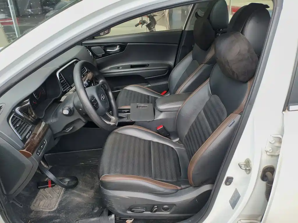 Kaishen 1.8 L Auto GLS