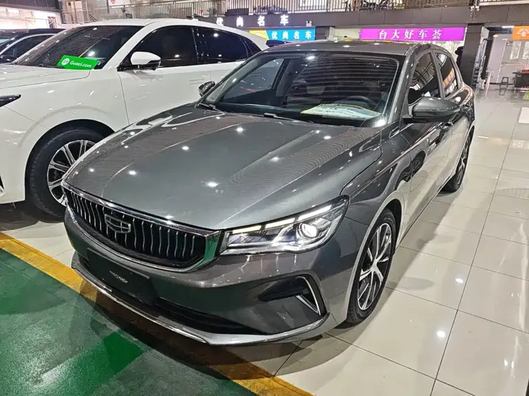 Geely Emgrand 4 th Gen 1.5 L CVT Flagship