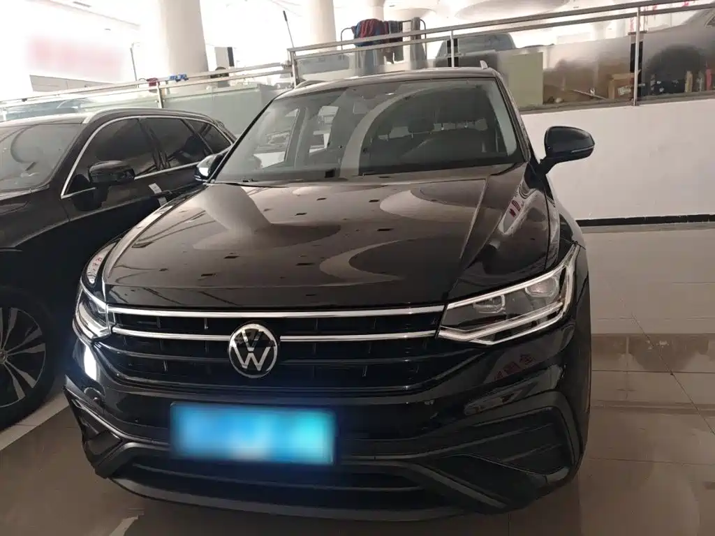 Tiguan L Outstanding 300 TSI Auto 2 WD Dragon