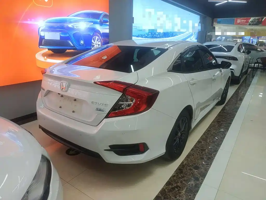 Civic 220 TURBO CVT Power Motion CN-VI