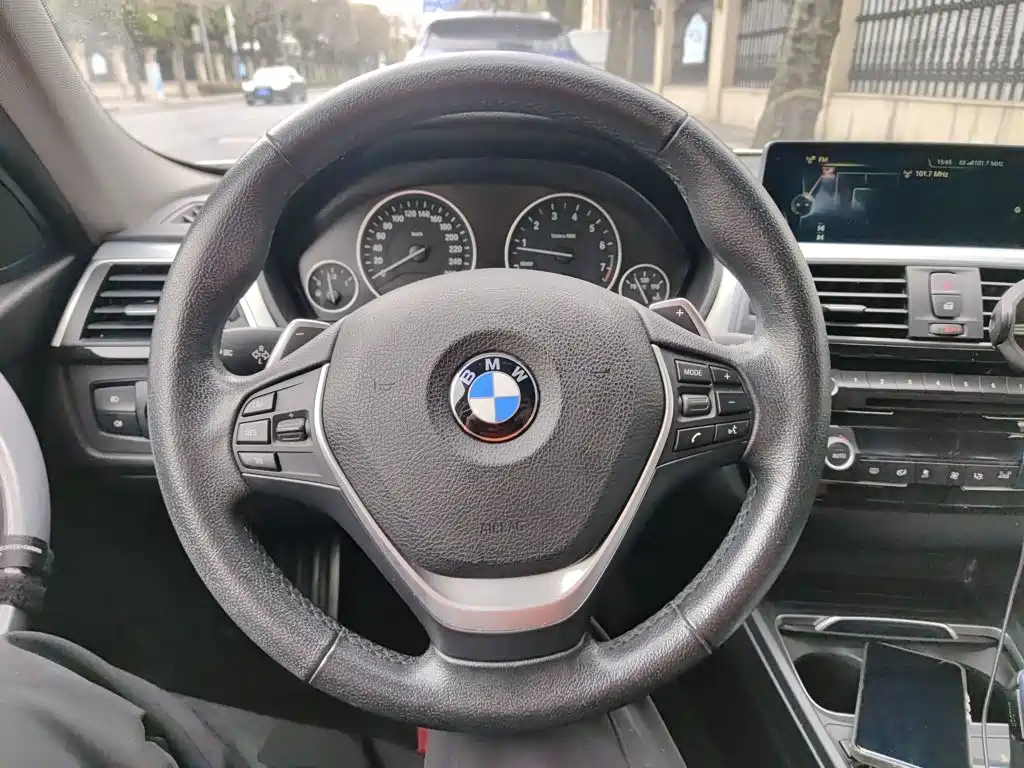 BMW 3 Series 328 Li Fashion