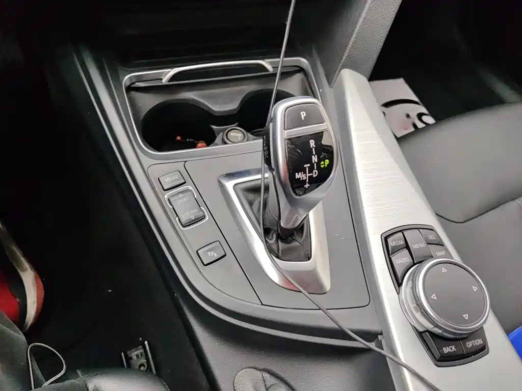 BMW 3 Series 328 Li Fashion