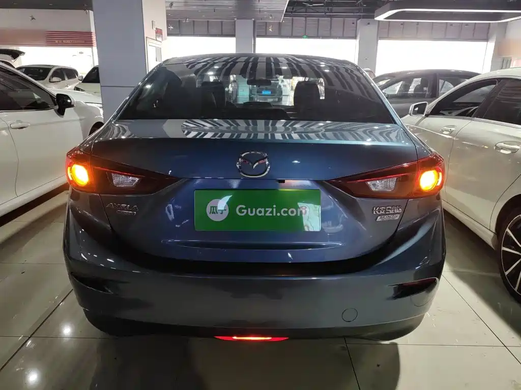 Mazda 3 Axela Sedan 1.5 L Auto Comfort