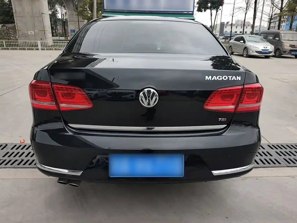 Magotan Facelift 1.8 TSI Distinguished