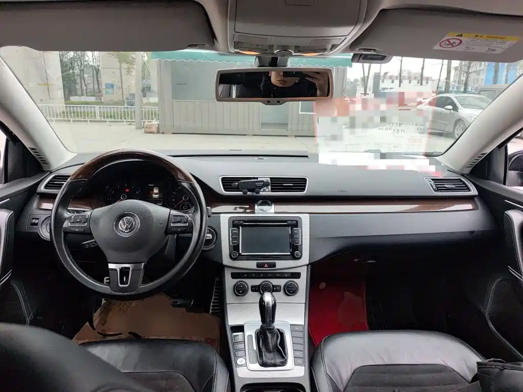 Magotan Facelift 1.8 TSI Distinguished