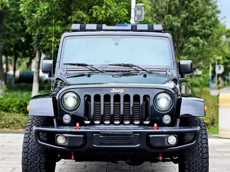 Jeep Wrangler 2.8 TD Sahara 4-door