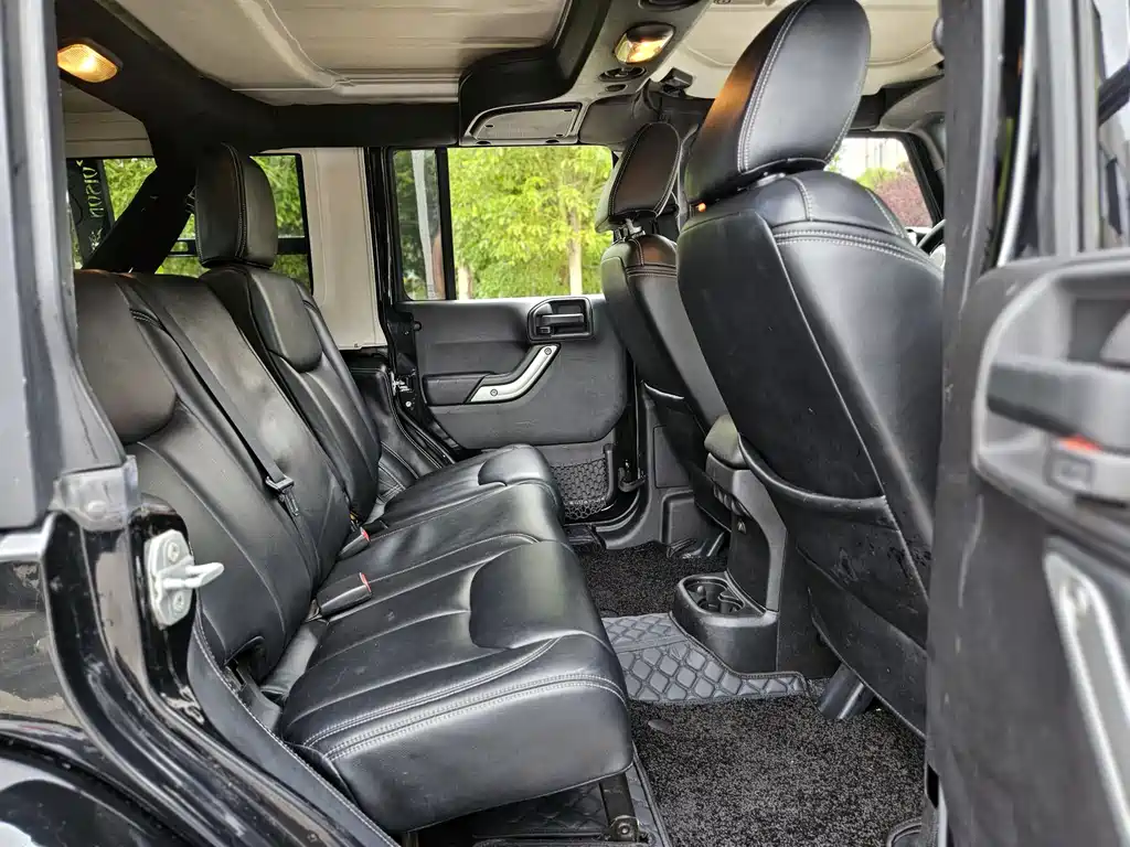 Wrangler 2.8 TD Sahara 4-door