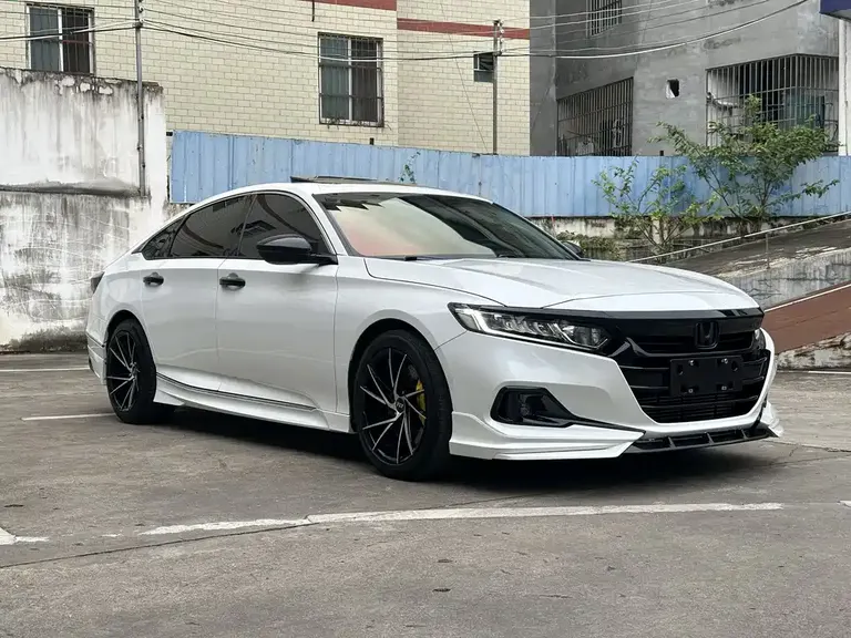Honda Accord 260 TURBO Luxury