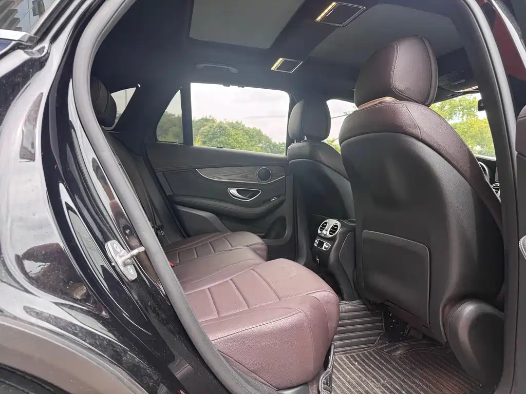 Mercedes-Benz GLC Facelift GLC 300 L 4 MATIC Dynamic