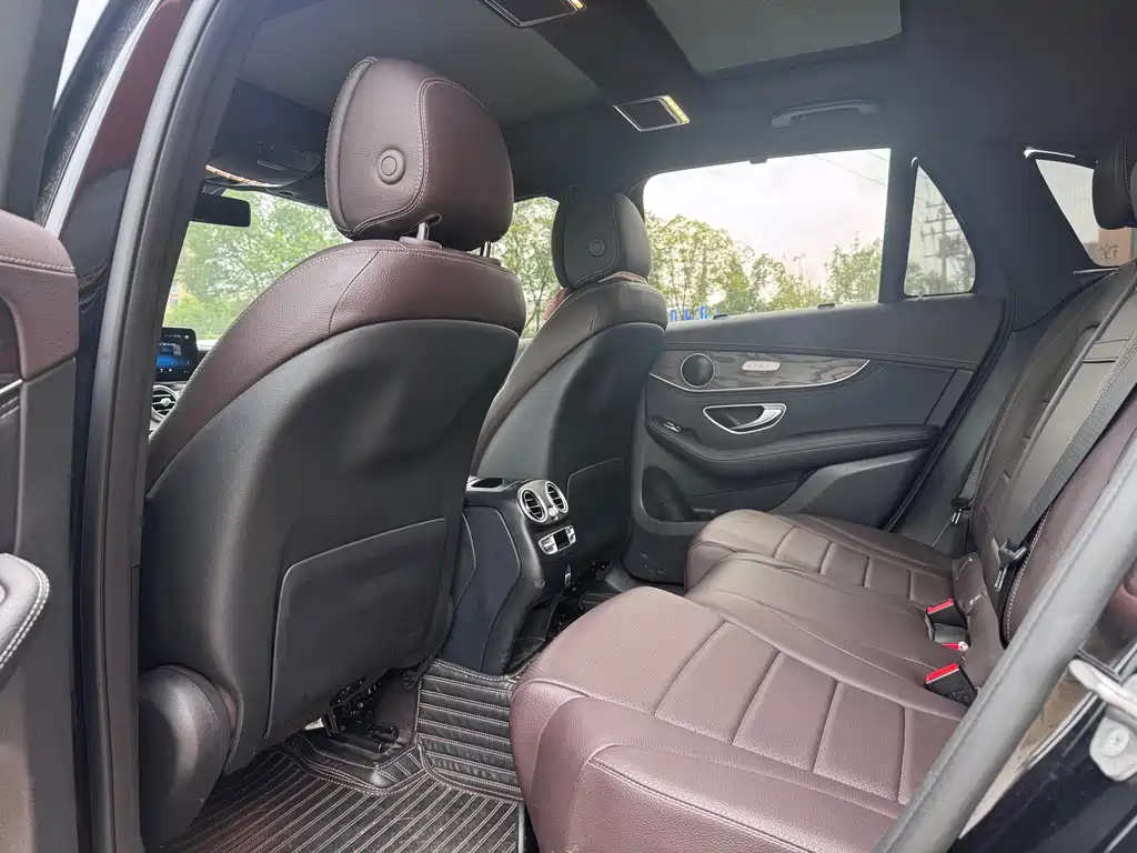 Mercedes-Benz GLC Facelift GLC 300 L 4 MATIC Dynamic