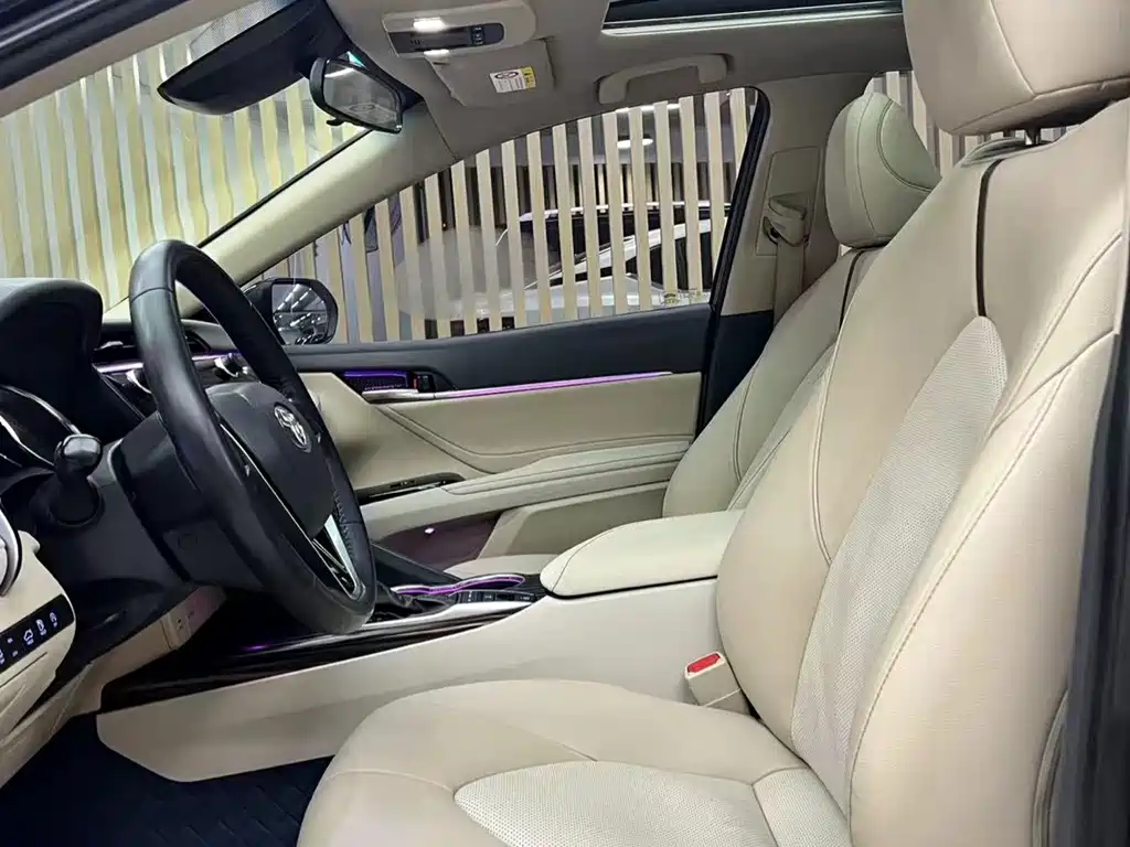 Camry 2.5 G Luxury CN-V