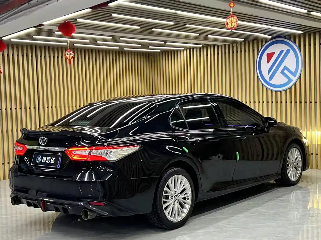 Camry 2.5 G Luxury CN-V