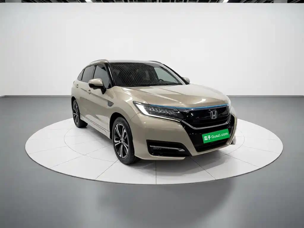 Honda UR-V 370 TURBO 2 WD Distinguished CN-V