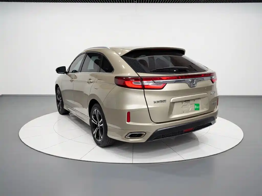 Honda UR-V 370 TURBO 2 WD Distinguished CN-V